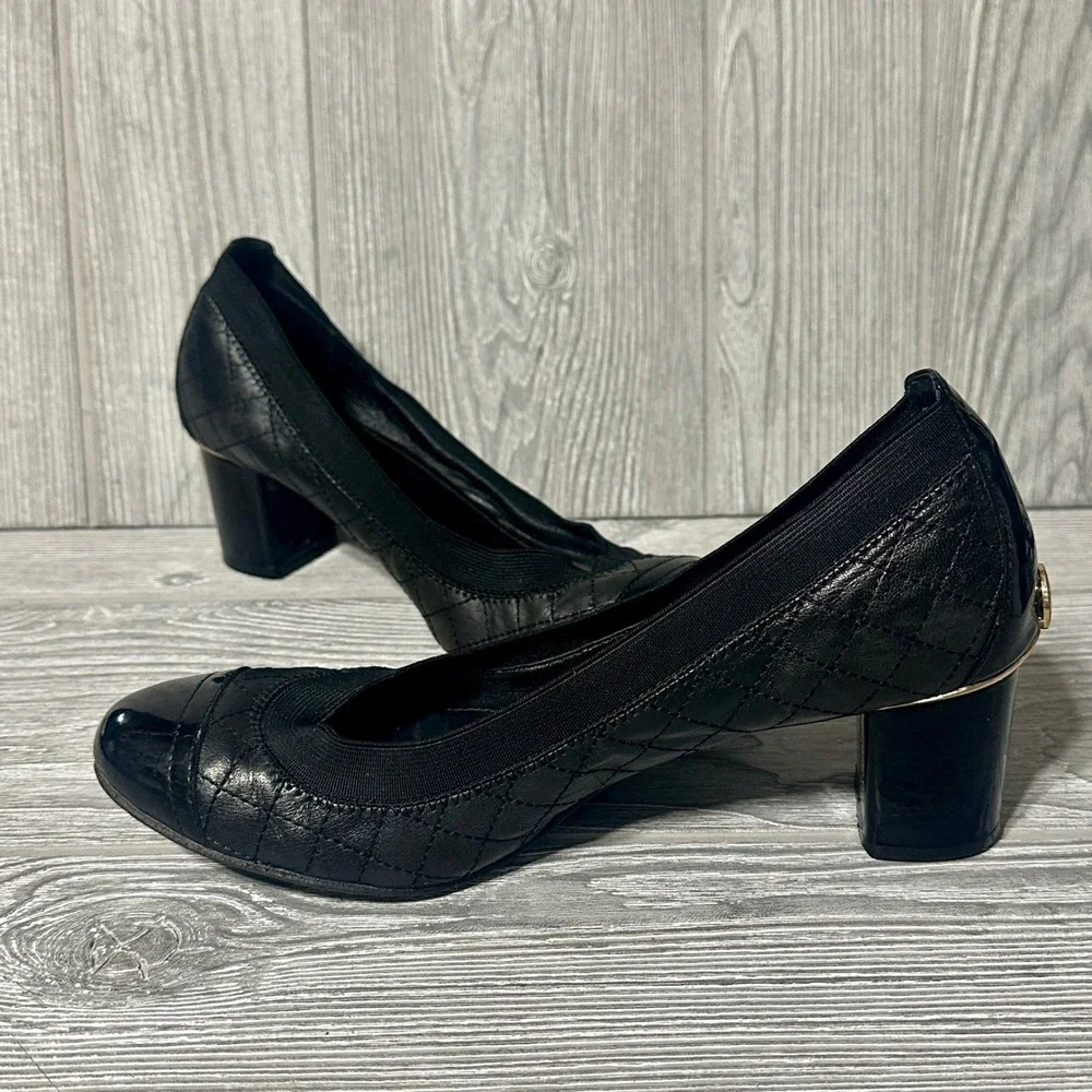 Tory Burch Black‎ Quilted Leather Block Heel Pumps Carrie Cap Toe Logo Womens 9M